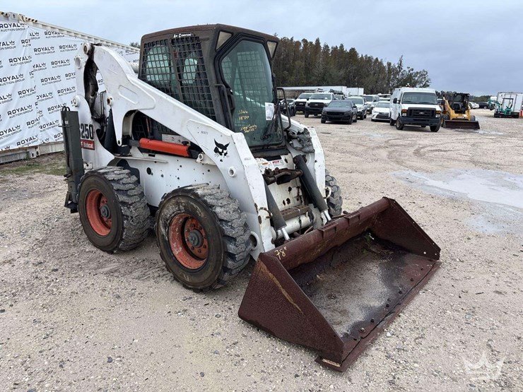 2008-bobcat-s250-image-2