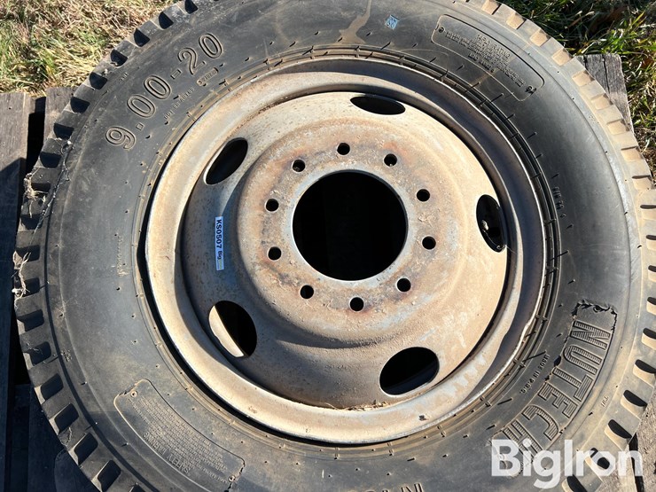 9.00-20-truck-tire-image-5