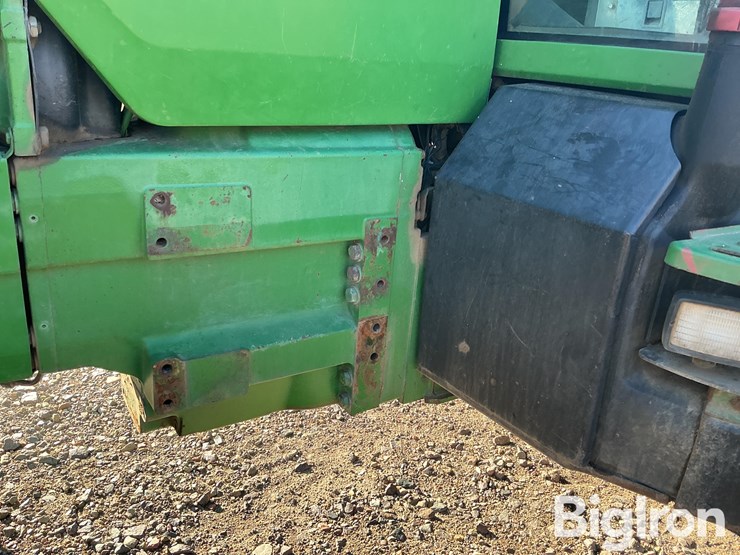 john-deere-8200-image-20