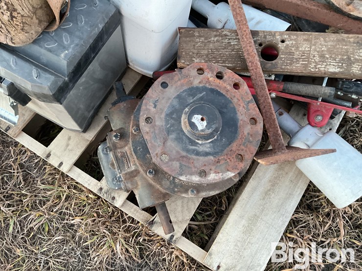 pivot-tires-&-parts-image-19