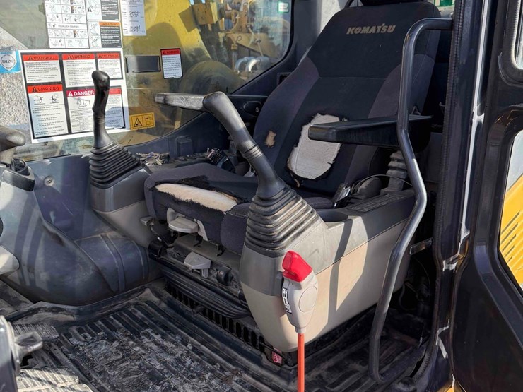 komatsu-pc490-lc-10-image-22