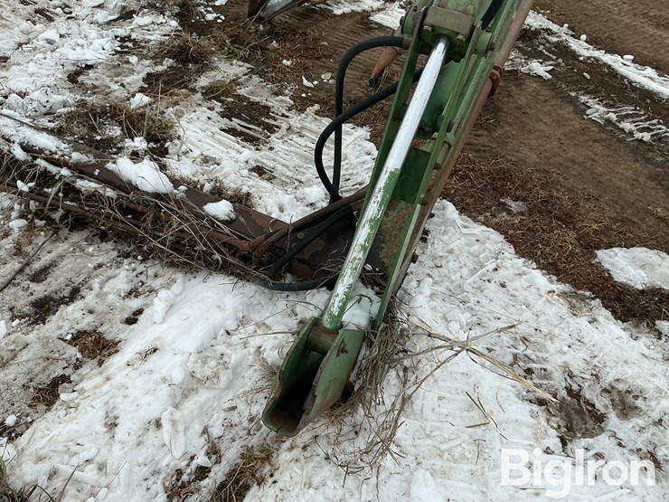 john-deere-52-image-10