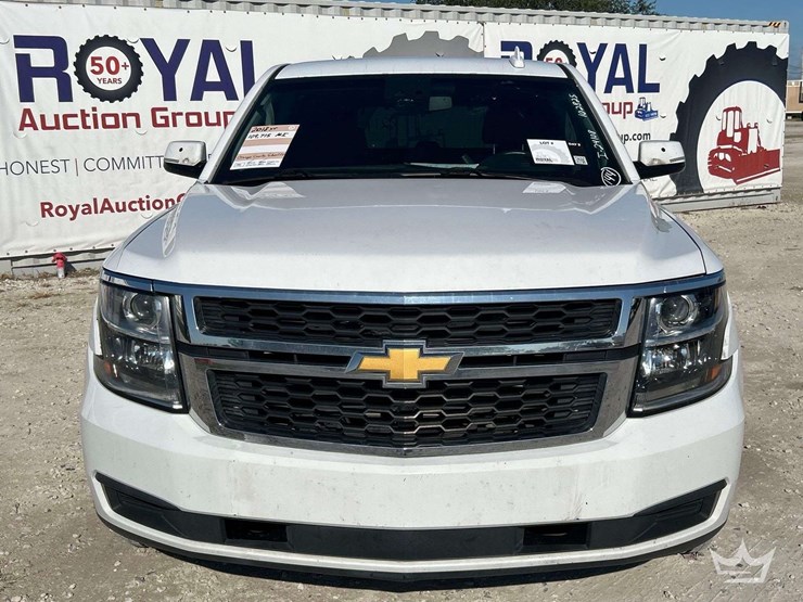 2018-chevrolet-tahoe-image-29