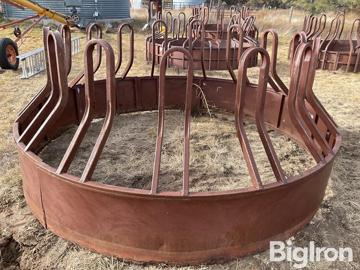 hi-qual-round-hay-feeders-image-17