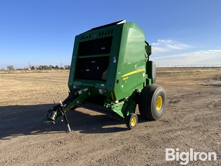 john-deere-560m-image-1
