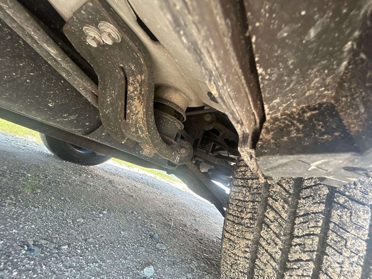 2017-ford-explorer-image-19