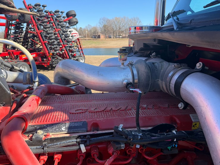 peterbilt-589-image-63