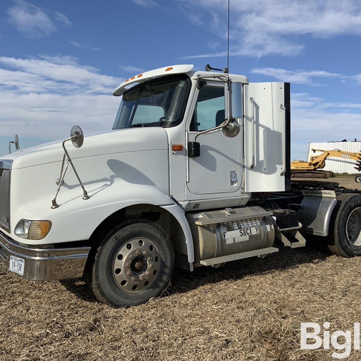 2000 INTERNATIONAL 2000