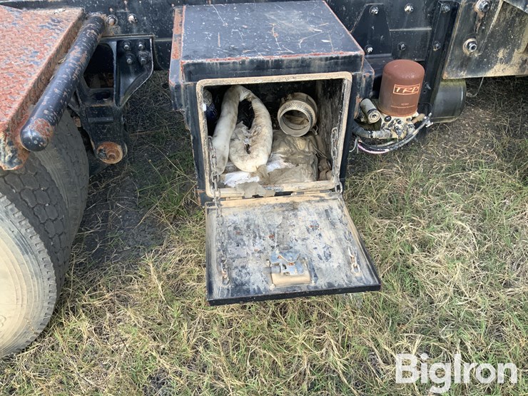 2012-kenworth-t800-image-15