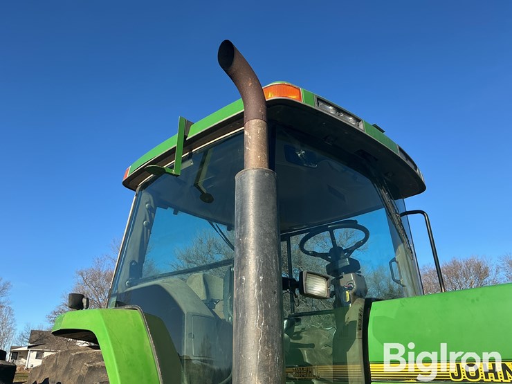 john-deere-8200-image-10