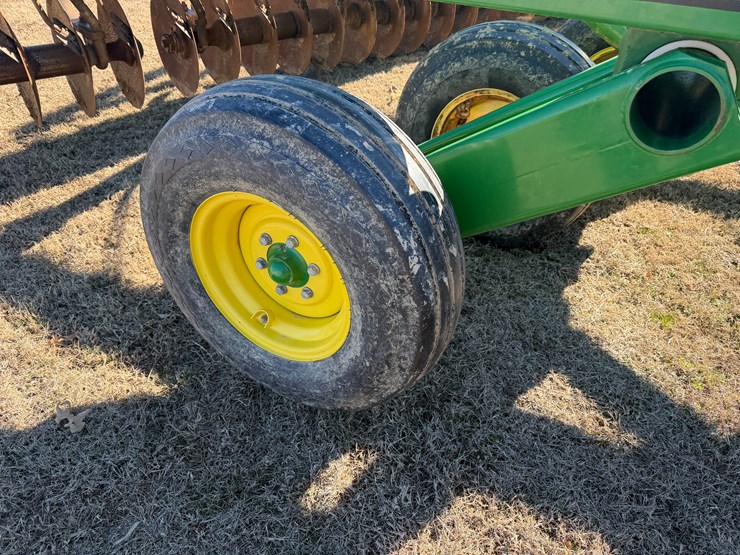 john-deere-2620-image-10