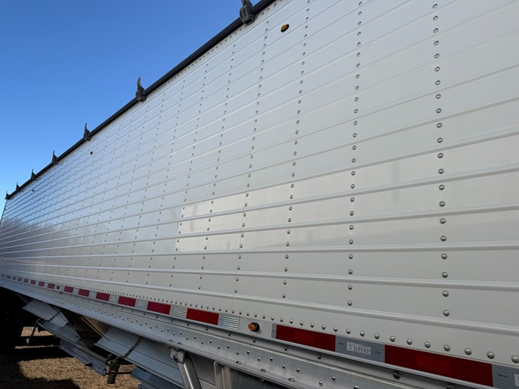 wilson-hopper-bottom-image-29