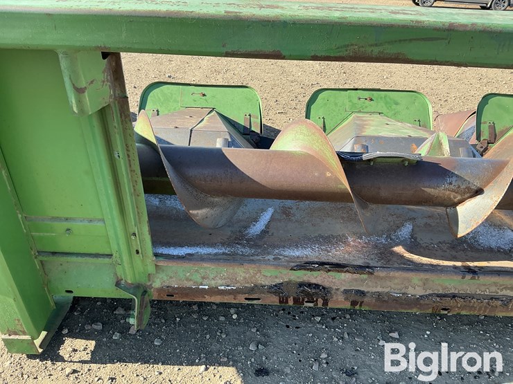 john-deere-444-image-13