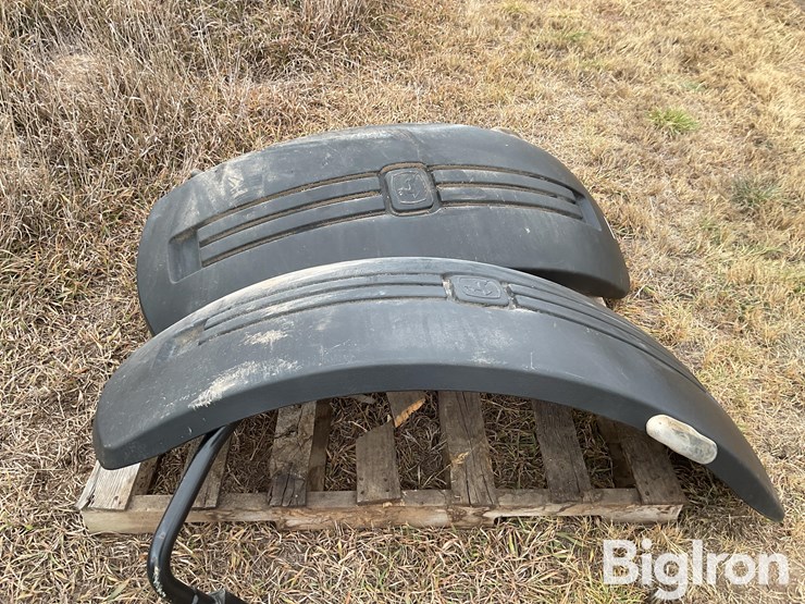 john-deere-front-fenders-image-4