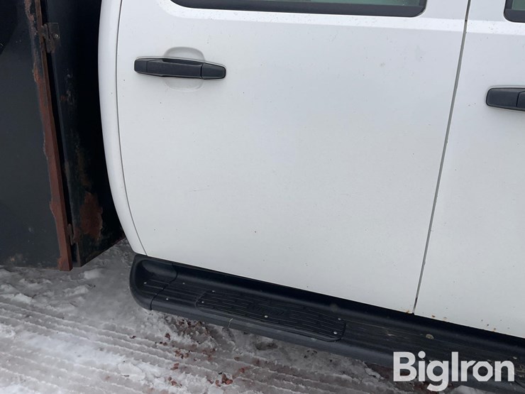 chevrolet-3500hd-image-16