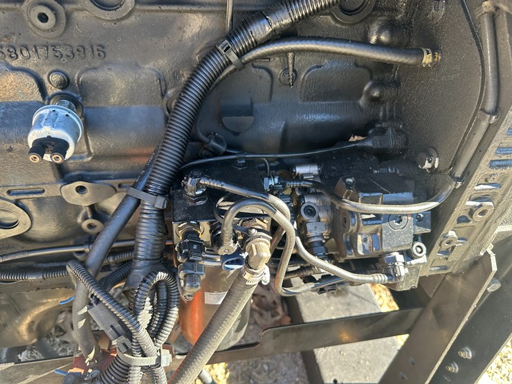 case-ih-p240-image-14