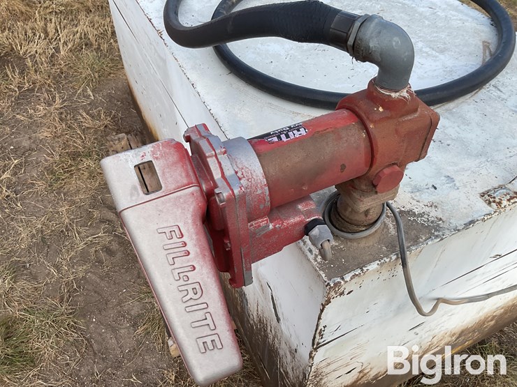 fuel-transfer-tank-w/-12-volt-pump-image-15