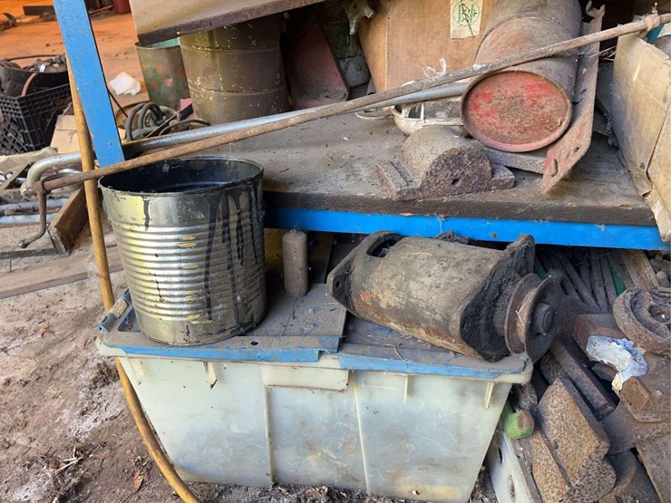 contents-of-workbench-image-10