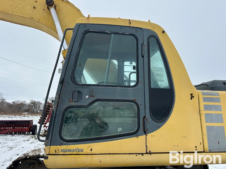 komatsu-pc250-lc-6lc-image-11