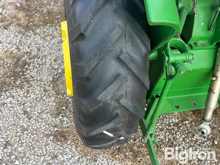 george-plett-2wd-utility-tractor-w/loader-image-15