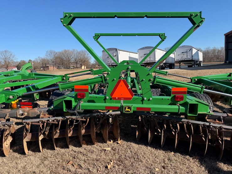 john-deere-2620-image-40