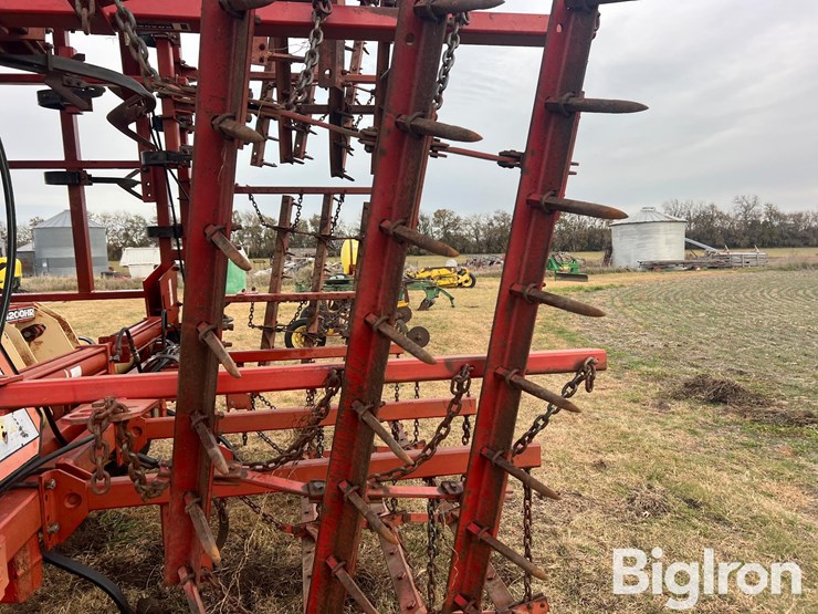 krause-4240-field-cultivator-image-11