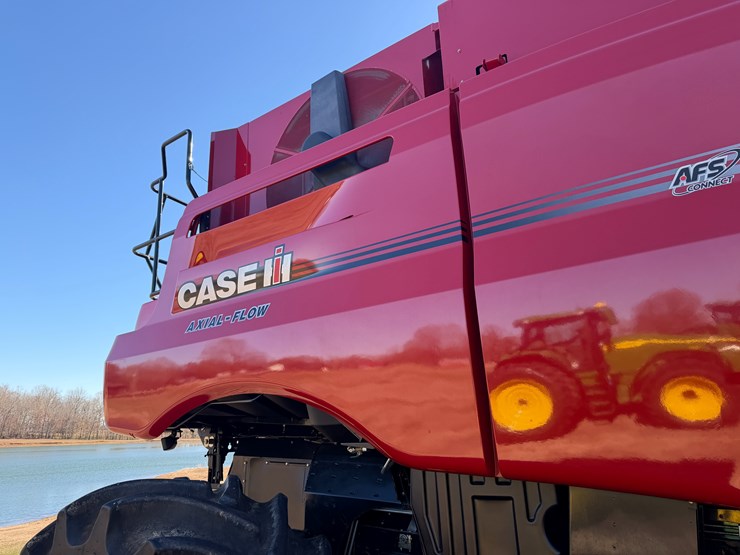 case-ih-8250-image-35