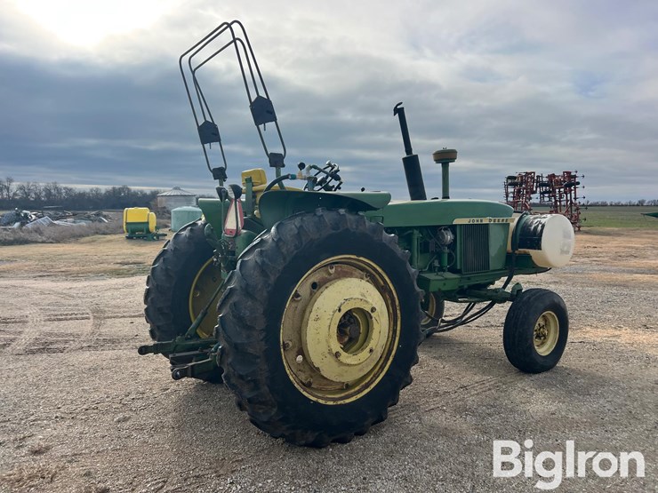 john-deere-4010-image-5