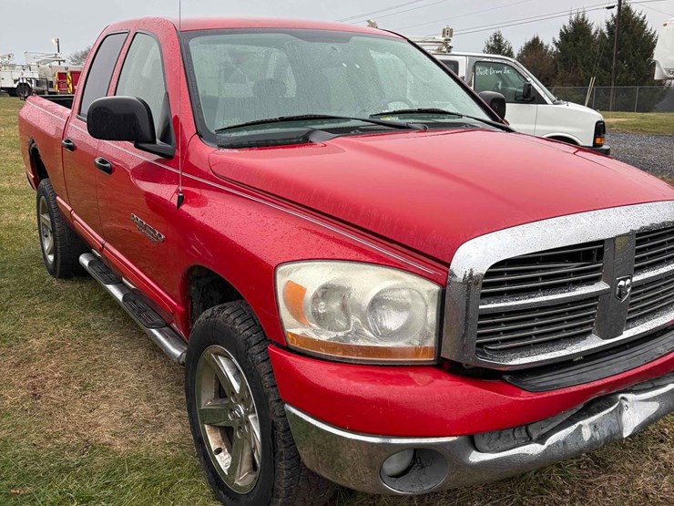 2006-dodge-1500-image-2