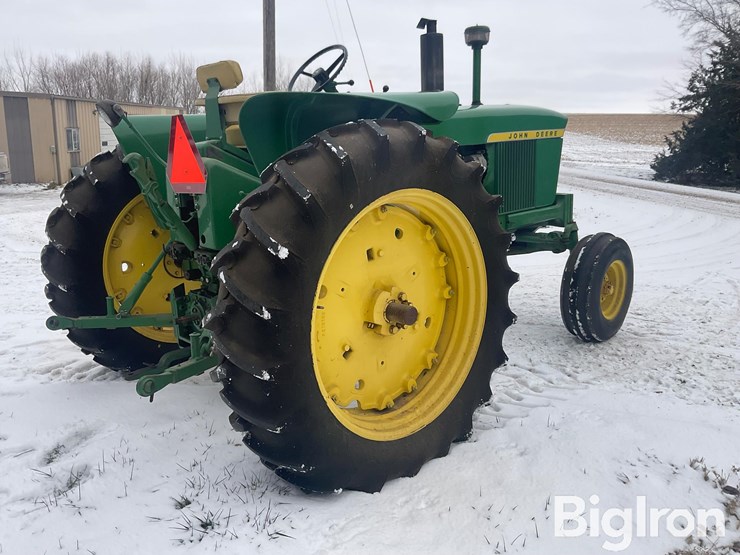 john-deere-3010-image-5