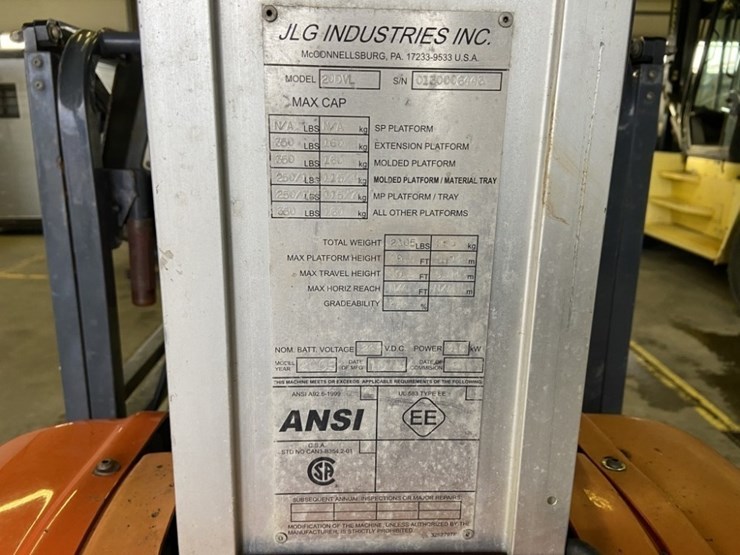 2005-jlg-20dvl-image-6