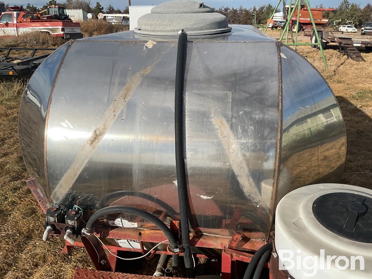 1986-wilger-880-stainless-steel-tank-&-stand-image-12