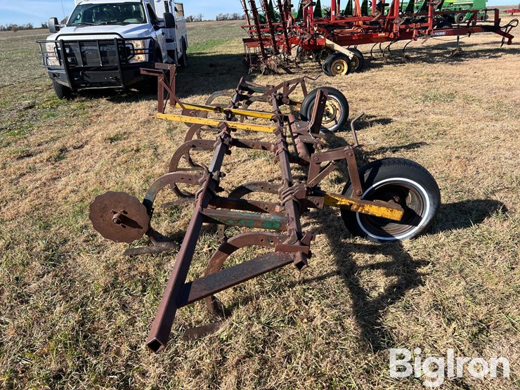 3-pt-mount-sweep-plow-image-4