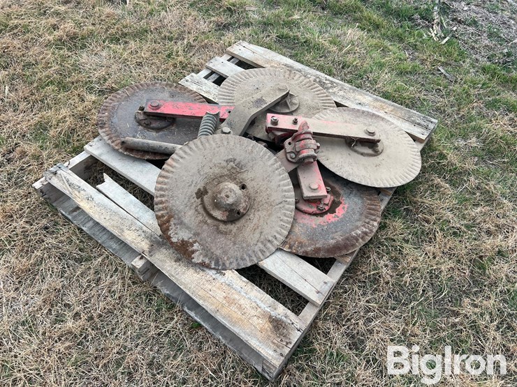 rolling-cutters-image-1