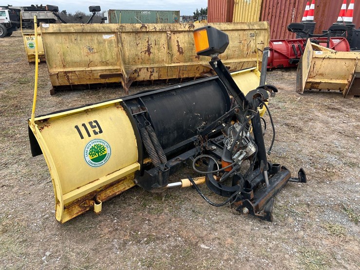 meyer-8.5'-snow-plow-w/-bracket-image-7