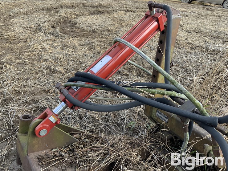 john-deere-12-image-19