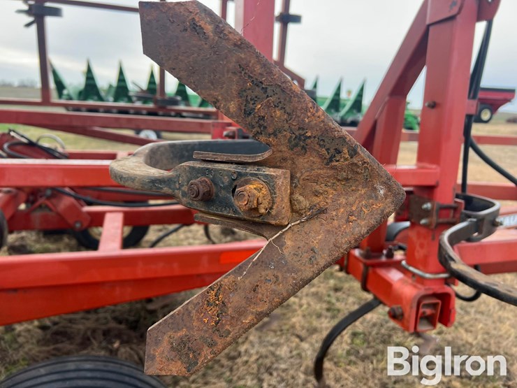 krause-4240-field-cultivator-image-14