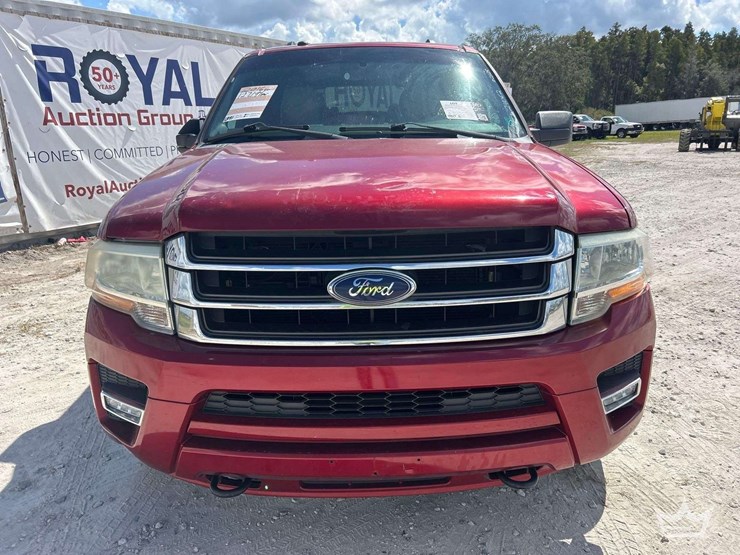 2016-ford-expedition-xlt-image-23