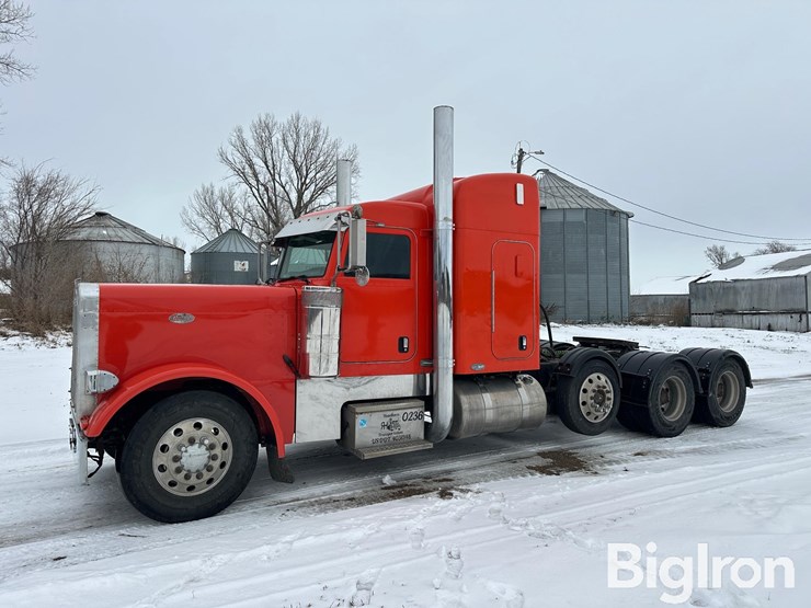 2005-peterbilt-379-image-1