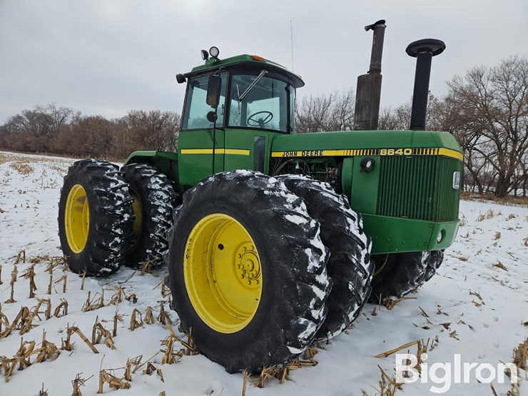 john-deere-8640-image-3