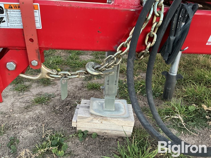 2020-proag-hay-hiker-900-image-11