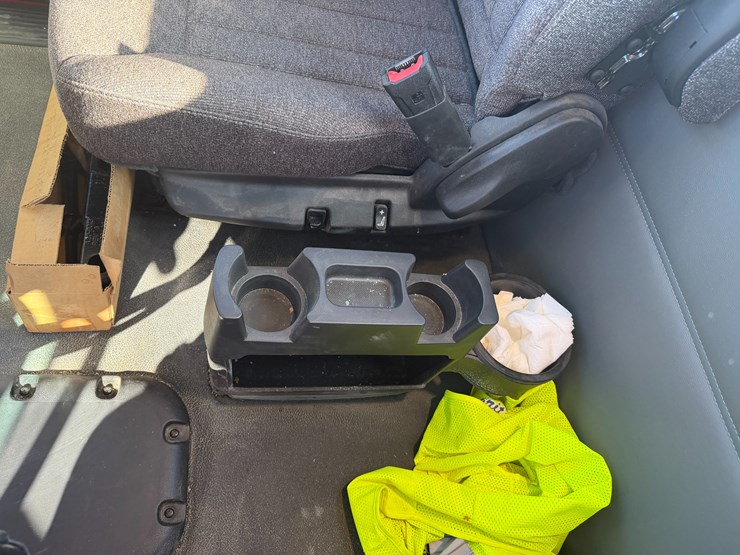 peterbilt-589-image-89