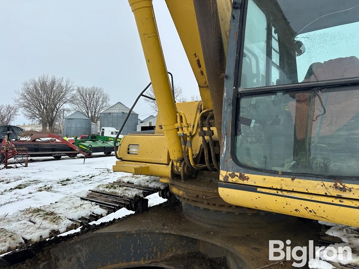 komatsu-pc250-lc-6lc-image-13