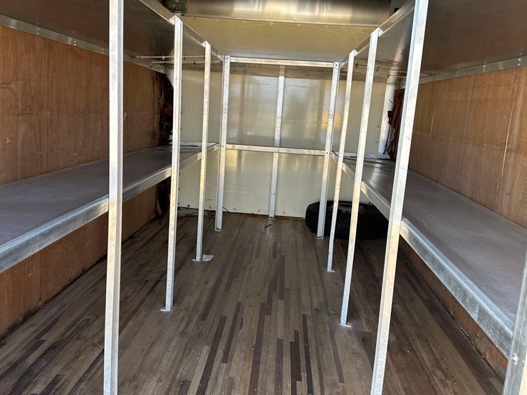 2012-frieghtliner-3500-box-truck-image-11