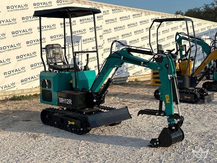 unused-2025-cfg-industrial-mh12r-mini-excavator-image-2