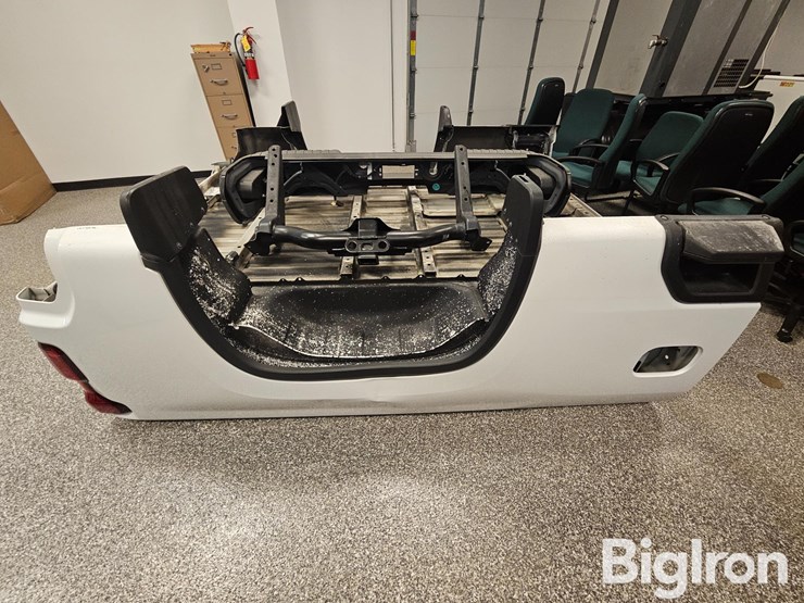 2022-chevrolet-2500-image-4