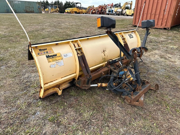 meyer-8'-snow-plow-w/-bracket-image-6