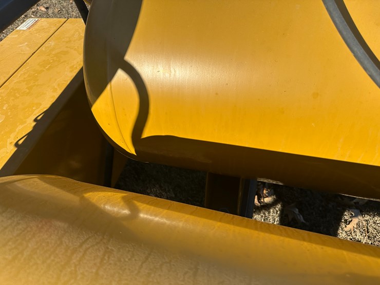 #35579-•-2015-sage-oil-vac-8'-s/a-lube-trailer-vin:-1z9bu317fa092026-image-37