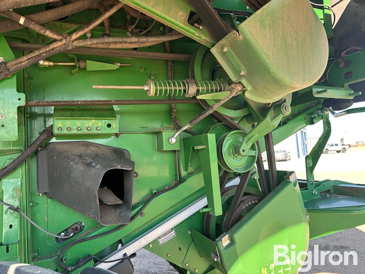 john-deere-s670-image-17