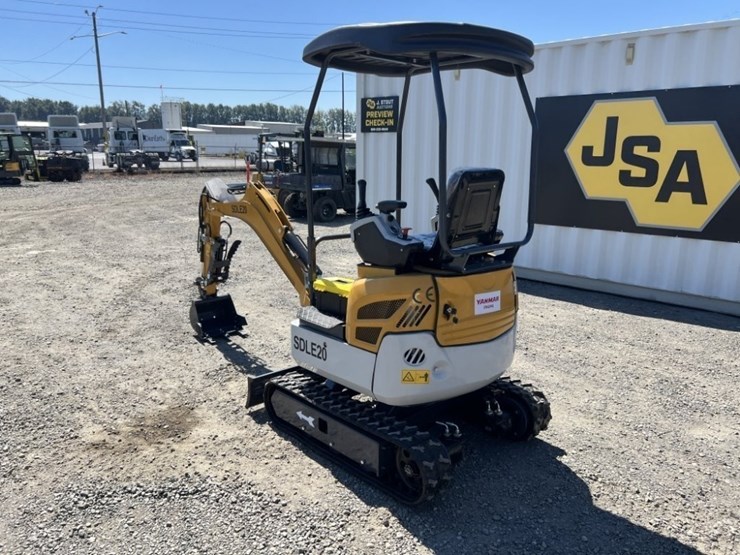 2025-sdlanch-sdle20-mini-hydraulic-excavator-image-6
